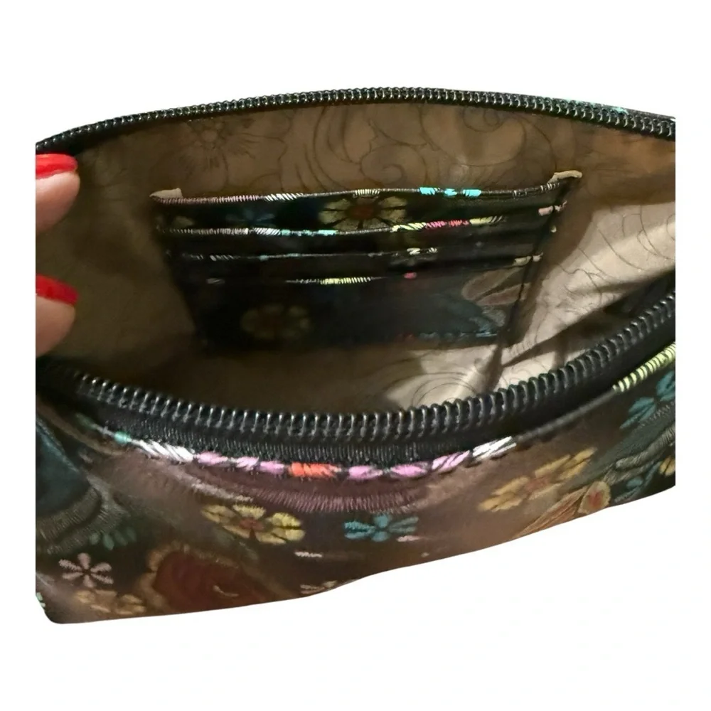 Justin Essentials Pouch – Black Floral Zip Bag with Card Slots – NWT